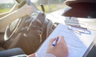女性学车需要注意哪些事项?（女生学车好不好）