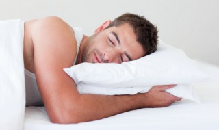 梦见被鳄鱼追（梦见被鳄鱼追着到处跑）