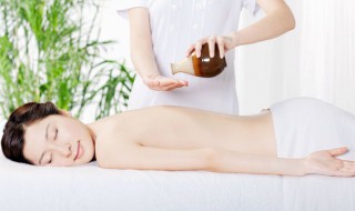 梦见死去的爸爸躺在床上(梦见死去的爸爸躺在床上又死了)