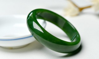 哪里的翡翠最好最便宜（什么翡翠最便宜）