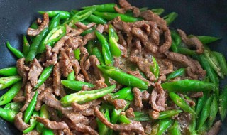 牛肉炒什么比较好吃（新鲜牛肉炒什么比较好吃）