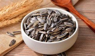 孕妇能不能吃瓜子 孕妇能不能吃瓜子黑瓜子?