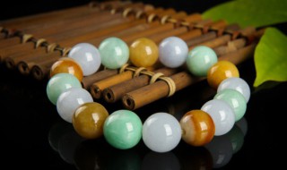 云南买的翡翠是真的吗（云南旅游买的翡翠是真的吗）