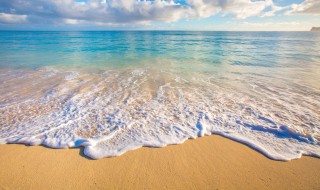 去海边玩要准备什么（到海边玩,一般要准备些什么）