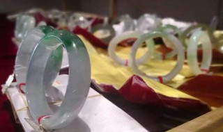 豆种翡翠手镯能戴透吗 豆种翡翠手镯能养透吗