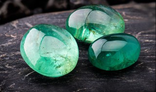 翡翠易碎吗 翡翠为什么易碎