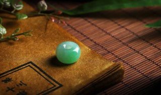 翠玉是翡翠吗 翠玉是不是翡翠