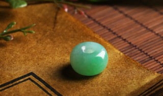 翠玉是玉还是翡翠 翠玉和翡翠有什么区别