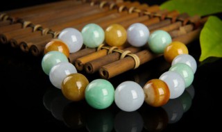 怎样鉴定翡翠玉 怎样鉴定翡翠玉的真假最简单的方法