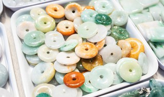 翡翠有哪些种类 翡翠有哪些种类?