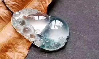 翡翠的硬度（翡翠的硬度高还是和田玉硬度高）