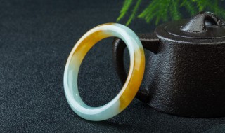 孕妇能带翡翠手镯吗（孕妇能带翡翠镯子吗）