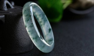 冬天能带翡翠手镯吗 冬天能戴玉手镯吗