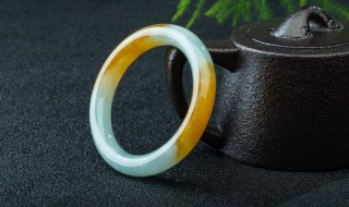 翡翠手镯棉絮 翡翠手镯棉絮多怎么养才能透
