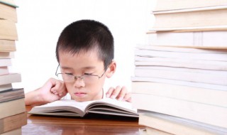 给男孩取名什么字好（适合给男孩子取名的字）