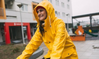 周公解梦梦到阵雨是什么意思（梦到下阵雨）