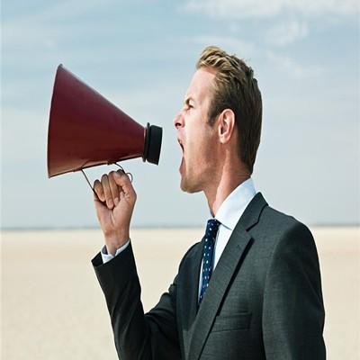 男生胸部突出怎么回事