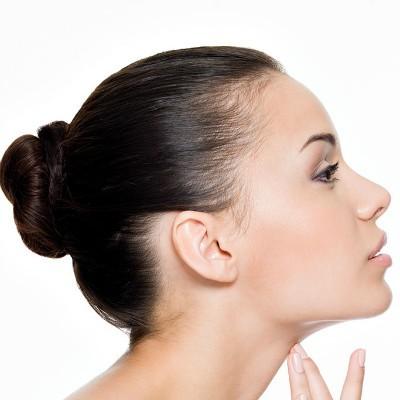 嘴唇向上翘怎么办