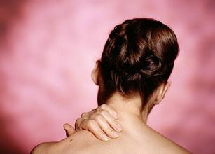 颈椎病怎么治疗 有哪些注意事项