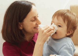 如何防治热感冒