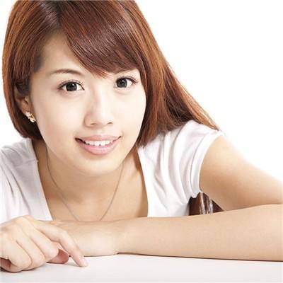 女孩子脱发很厉害是什么原因啊？