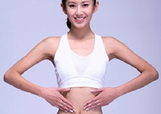 4个收腹运动全面锻炼腹肌 击退小肚腩