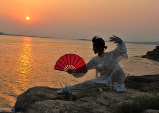 养生之练习太极扇的好处