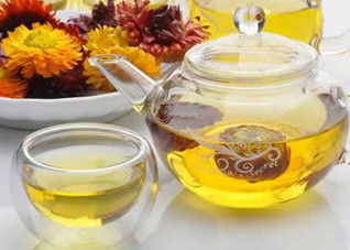 养生药茶缓解电脑族眼干