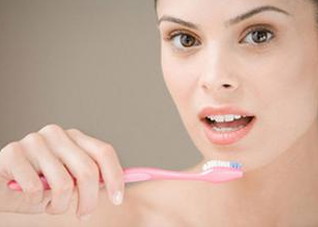 怎样做好口腔保健？