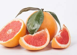 食用柚子必须注意三个忌讳