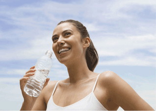 女人要大量饮水养肾