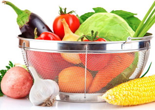 究竟蔬菜是生吃还是熟吃比较好