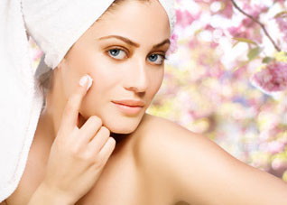 掌握让肌肤远离痘痘的良策