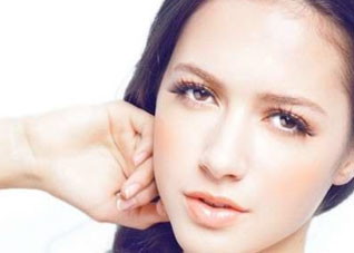 隆鼻术后出现肿胀该怎么办