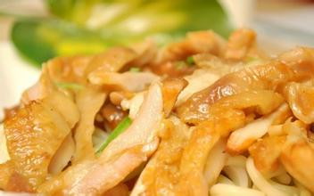 美容保健 别扔了鸡皮