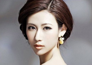 四个瘦脸妙招瘦出精致小脸