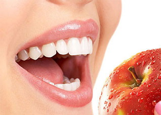 牙齿美白的日常方法有哪些