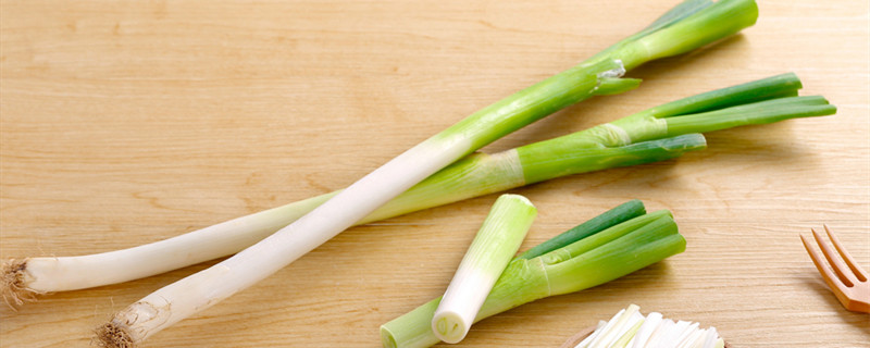 小葱生长需要的条件 小葱生长需要的条件他每天要喝多少水