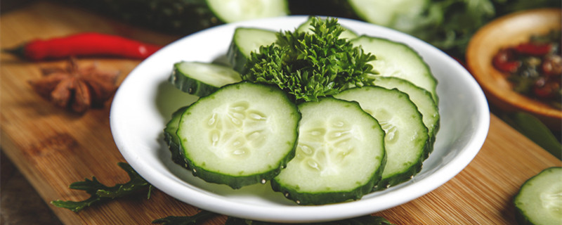 黄瓜结果了还要施肥吗（黄瓜开始结果时可以施农家肥吗）