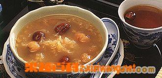 雪耳粥（雪耳粥婴儿可以食用吗）