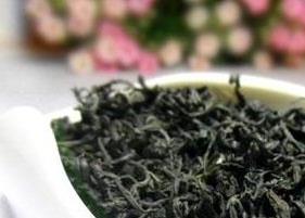 杜仲茶的功效和作用（杜仲叶茶的作用与功效）