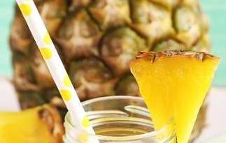 菠萝汁怎么榨好喝 菠萝汁怎么榨好喝破壁机