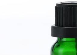 茶树油的功效与作用（茶树油的功效与作用点）