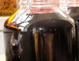 紫草油的作用与功效 紫草油的作用与功效和副作用