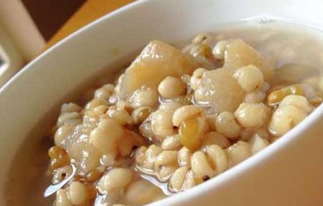 薏米绿豆粥的做法 薏米绿豆粥的做法视频