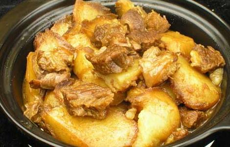 土豆炖牛肉