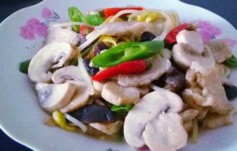 蘑菇炒肉