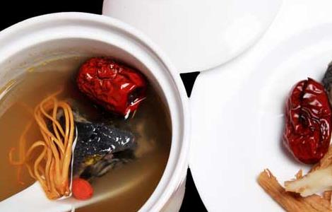 冬虫夏草乌鸡汤
