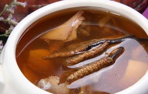 冬虫夏草虾仁汤