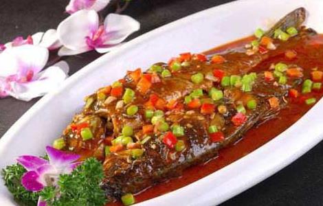 红烧鲫鱼